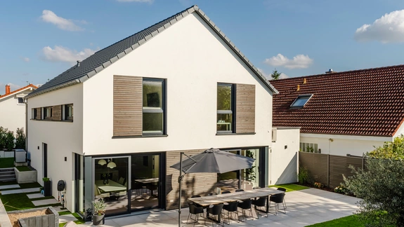 Haus Lehringer | Klassische Proportionen, intelligent geplant.