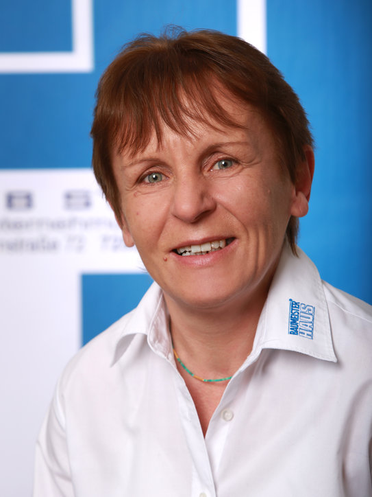 Frau Elke Katzmaier